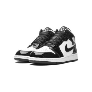 Alternative view of Jordan 1 Mid Carbon Fiber