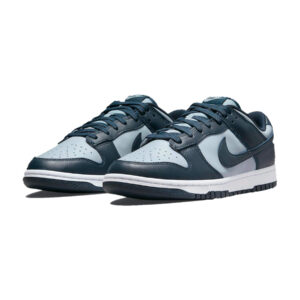 Alternative view of Nike Dunk Low Georgetown