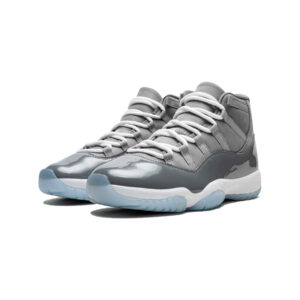 Alternative view of Jordan 11 Retro Cool Grey 2021