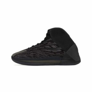 Yeezy QNTM Onyx