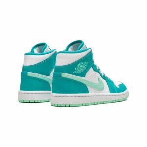 Air Jordan 1 Mid Island Green (W) - 3
